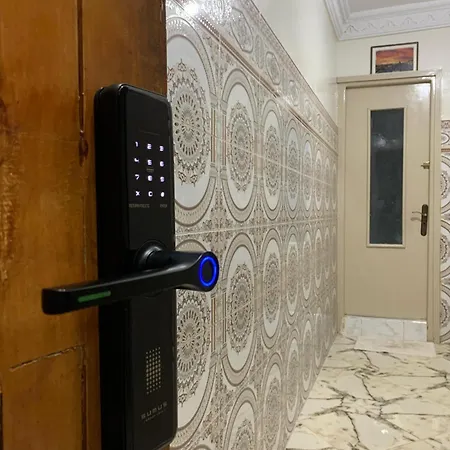 Airport Apartment , Perfect For Early & Late Flights